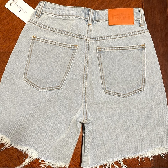 Princess Polly Denim Shorts **NWT** - Picture 2 of 4